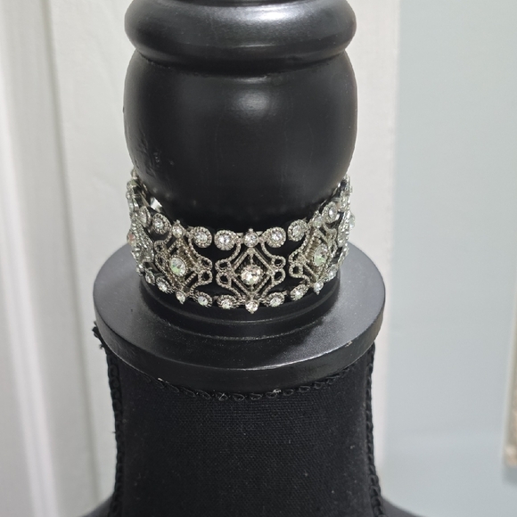 Elegant Bracelet - Picture 6 of 7